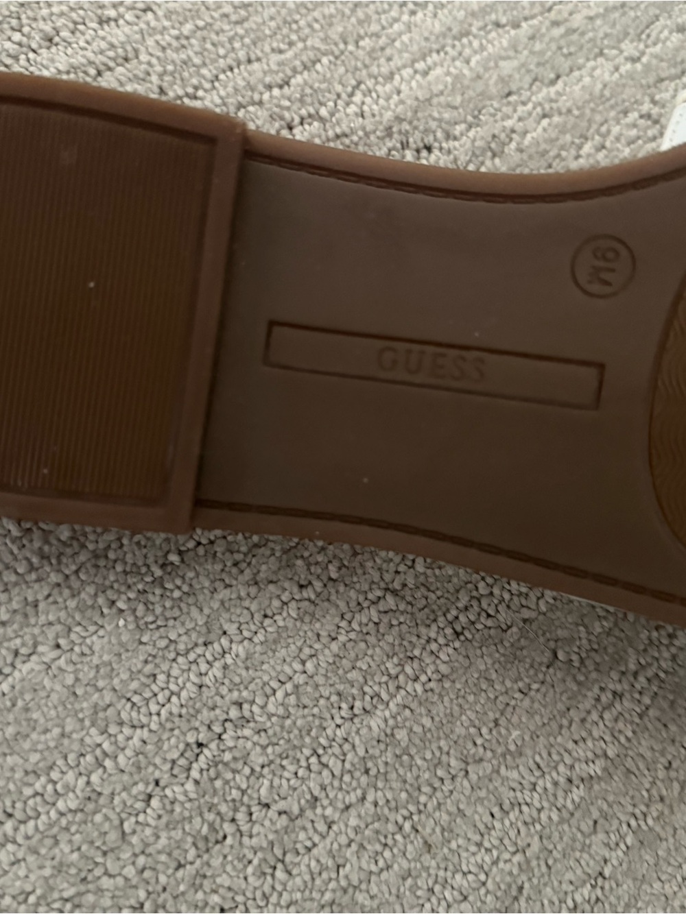 GUESS White Slide Sandals with Gold Triangle Logo - Picture 2 of 2